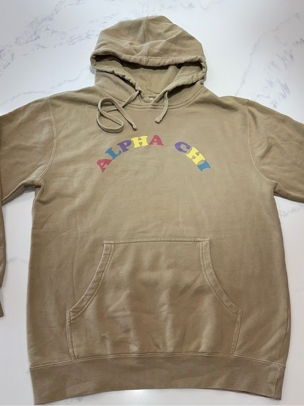 ALPHA CHI SzM~TAN HOODIE SORORITY SWEATSHIRT GRAPHIC COLORS LETTERS ON SHIRT TOP